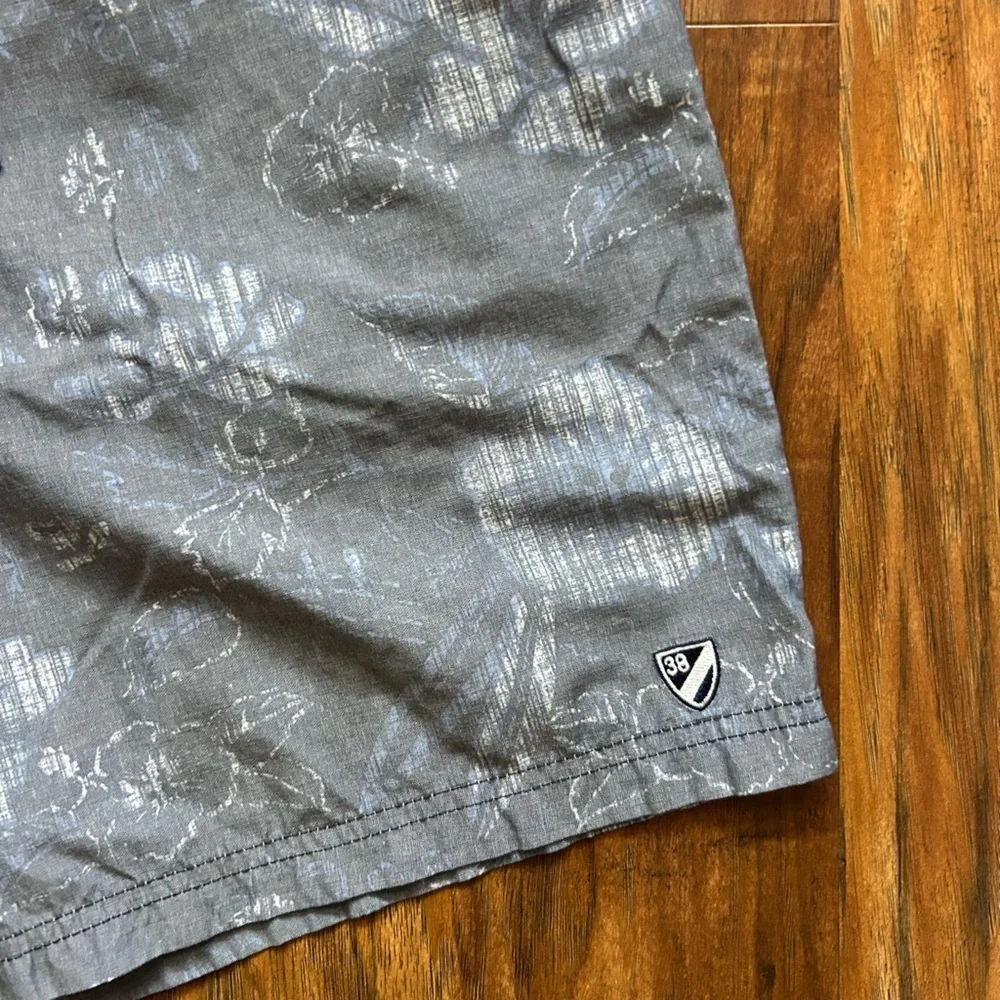 Men’s Swim Trunks With Adjustable Waist Size Large Palm Print Beach Pool